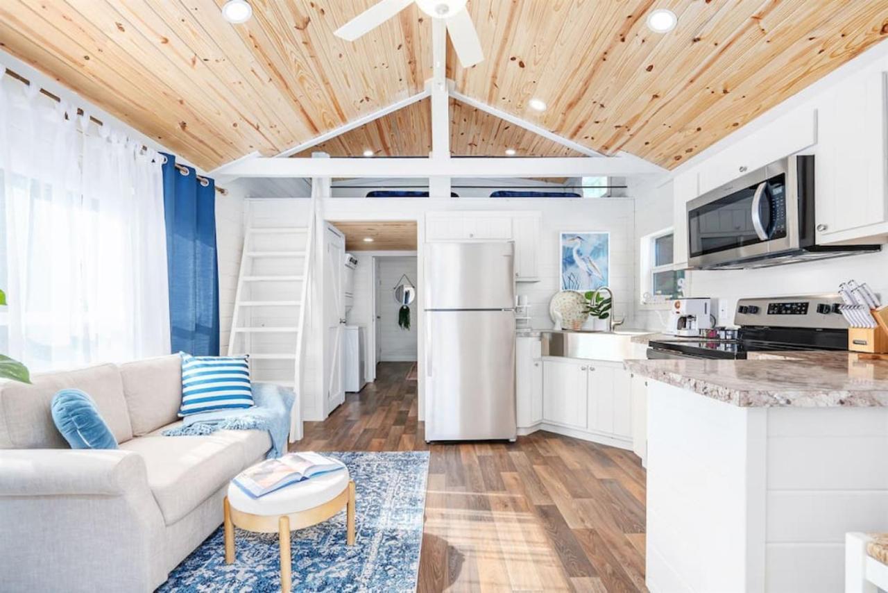 4 Heron Haus, Luxury Tiny House, Pet Friendly, Mins To Downtown Гантерсвилл Экстерьер фото