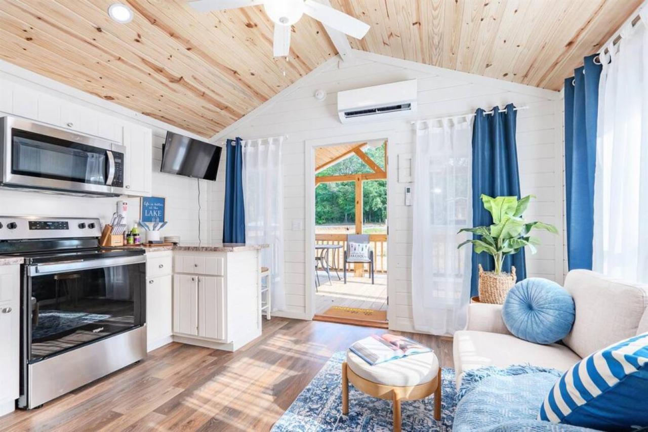 4 Heron Haus, Luxury Tiny House, Pet Friendly, Mins To Downtown Гантерсвилл Экстерьер фото