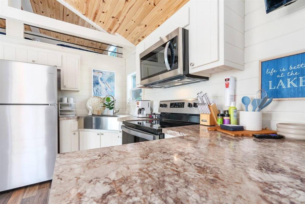 4 Heron Haus, Luxury Tiny House, Pet Friendly, Mins To Downtown Гантерсвилл Экстерьер фото